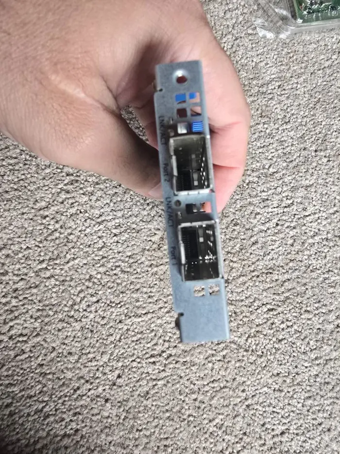 HPE Ethernet 10Gb 2-Port 560FLR-SFP+ Adapter